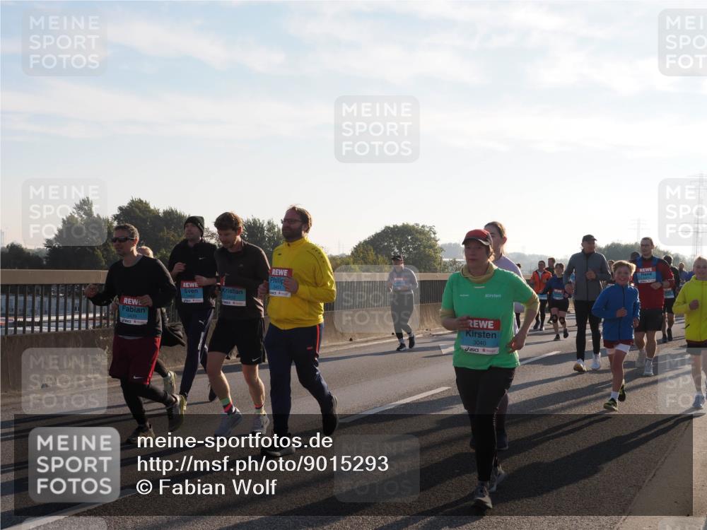 03.10.2025 - Köhlbrandbrückenlauf Fabian Wolf http://msf.ph/oto/9015293 03.10.2025 09:25:13 Position 3 3429, 3452, 3451, 3040 meine-sportfotos.de