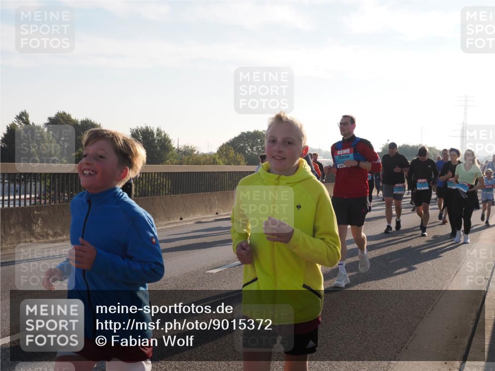 03.10.2025 - Köhlbrandbrückenlauf Fabian Wolf http://msf.ph/oto/9015372 03.10.2025 09:25:15 Position 3  meine-sportfotos.de