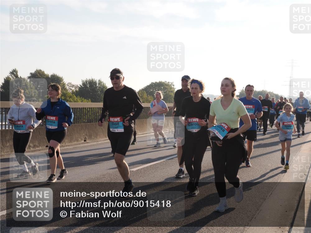 03.10.2025 - Köhlbrandbrückenlauf Fabian Wolf http://msf.ph/oto/9015418 03.10.2025 09:25:19 Position 3 2250, 2249, 1965, 2557, 2373 meine-sportfotos.de