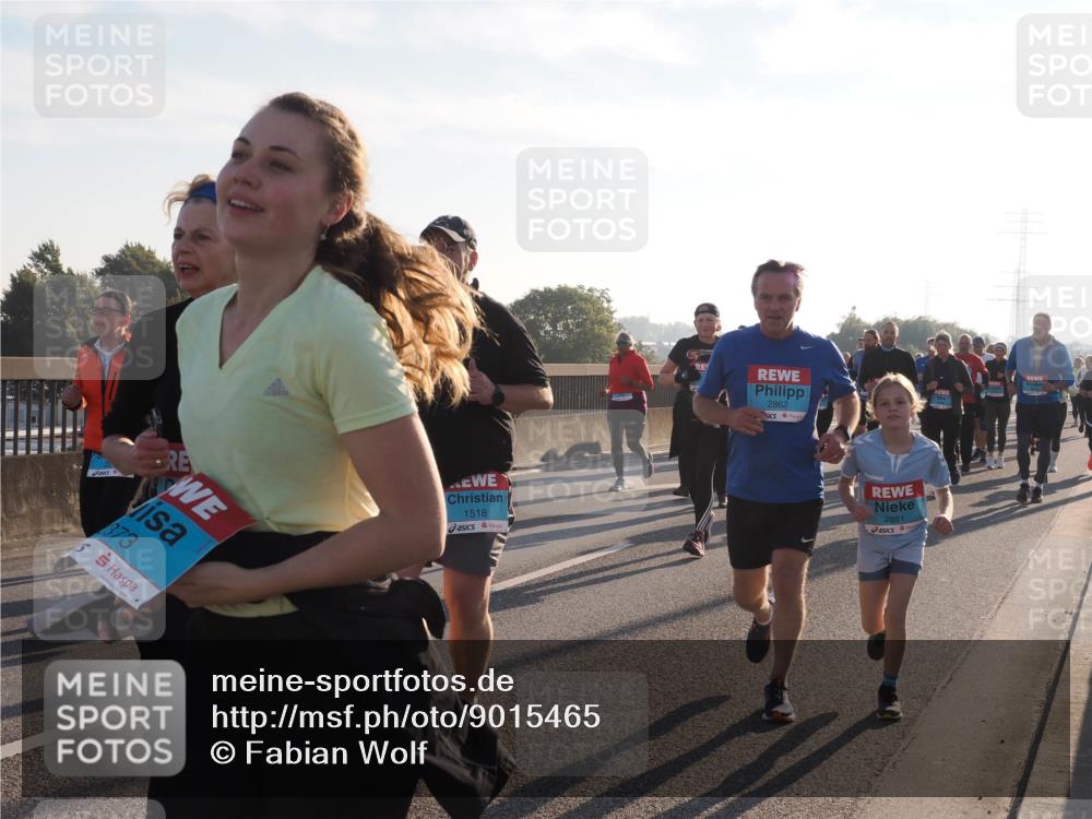 03.10.2025 - Köhlbrandbrückenlauf Fabian Wolf http://msf.ph/oto/9015465 03.10.2025 09:25:20 Position 3 873, 1518, 2862, 2861 meine-sportfotos.de