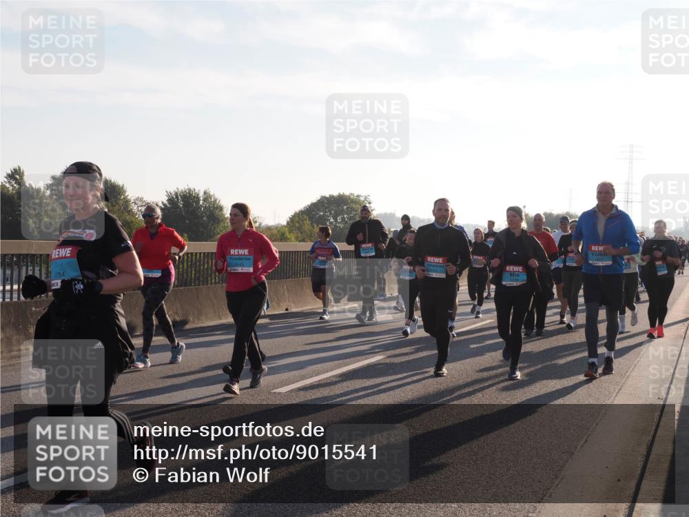 03.10.2025 - Köhlbrandbrückenlauf Fabian Wolf http://msf.ph/oto/9015541 03.10.2025 09:25:22 Position 3 3754, 3543 meine-sportfotos.de