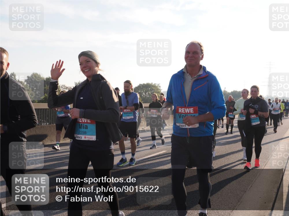 03.10.2025 - Köhlbrandbrückenlauf Fabian Wolf http://msf.ph/oto/9015622 03.10.2025 09:25:25 Position 3 2298, 2572 meine-sportfotos.de