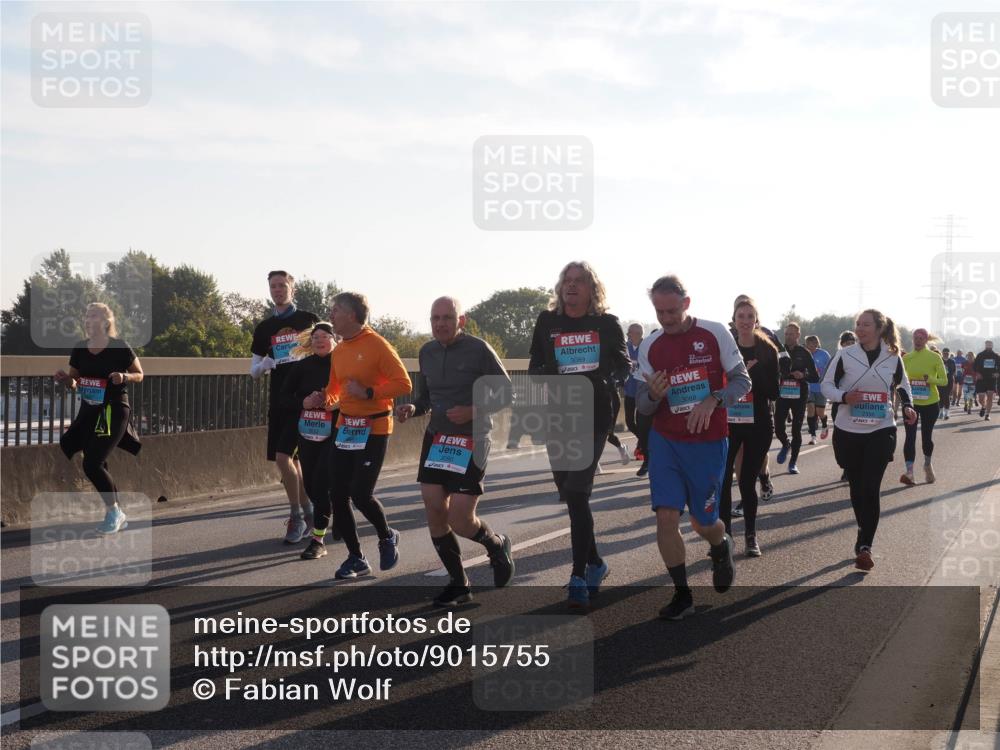 03.10.2025 - Köhlbrandbrückenlauf Fabian Wolf http://msf.ph/oto/9015755 03.10.2025 09:25:29 Position 3 3551, 3090, 3089, 10, 3088 meine-sportfotos.de