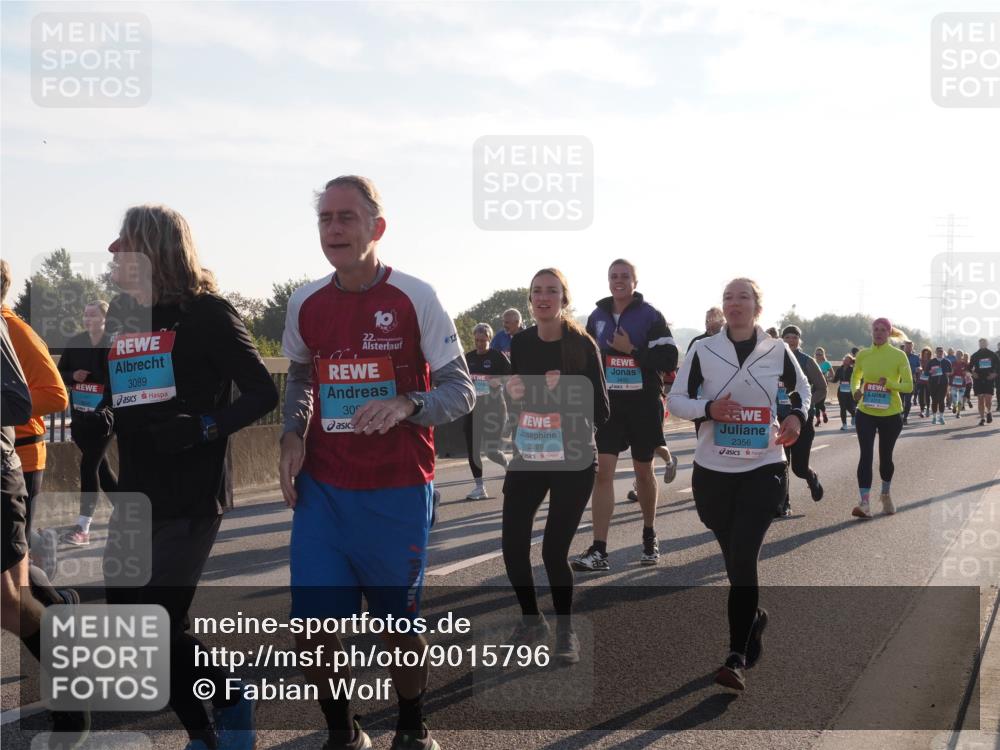 03.10.2025 - Köhlbrandbrückenlauf Fabian Wolf http://msf.ph/oto/9015796 03.10.2025 09:25:30 Position 3 3089, 22, 30, 2289, 2356 meine-sportfotos.de