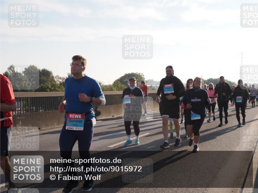 03.10.2025 - Köhlbrandbrückenlauf Fabian Wolf http://msf.ph/oto/9015972 03.10.2025 09:25:41 Position 3 2366, 1006, 1497 meine-sportfotos.de