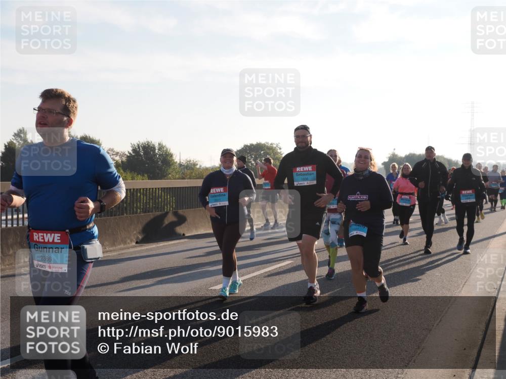 03.10.2025 - Köhlbrandbrückenlauf Fabian Wolf http://msf.ph/oto/9015983 03.10.2025 09:25:42 Position 3 2366, 2311, 1606, 1497 meine-sportfotos.de