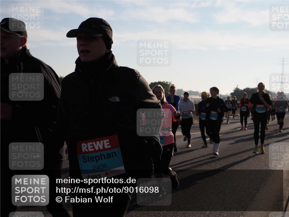 03.10.2025 - Köhlbrandbrückenlauf Fabian Wolf http://msf.ph/oto/9016098 03.10.2025 09:25:46 Position 3 2406, 71 meine-sportfotos.de