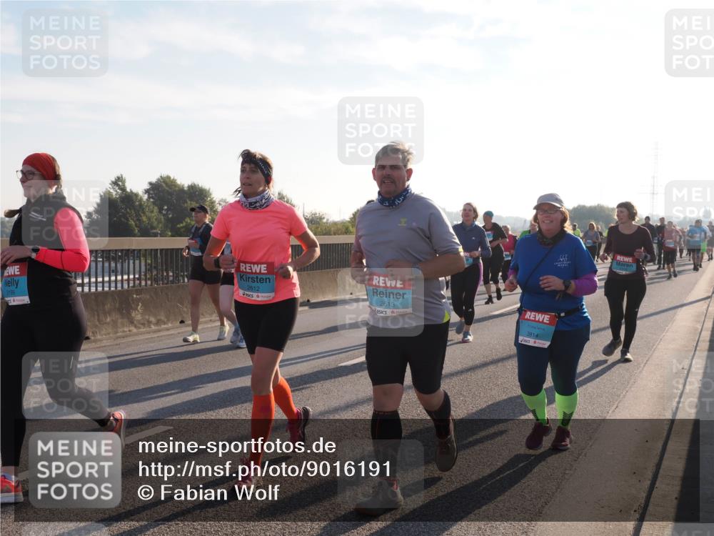 03.10.2025 - Köhlbrandbrückenlauf Fabian Wolf http://msf.ph/oto/9016191 03.10.2025 09:25:53 Position 3 3199, 2612, 2613, 3814, 228 meine-sportfotos.de