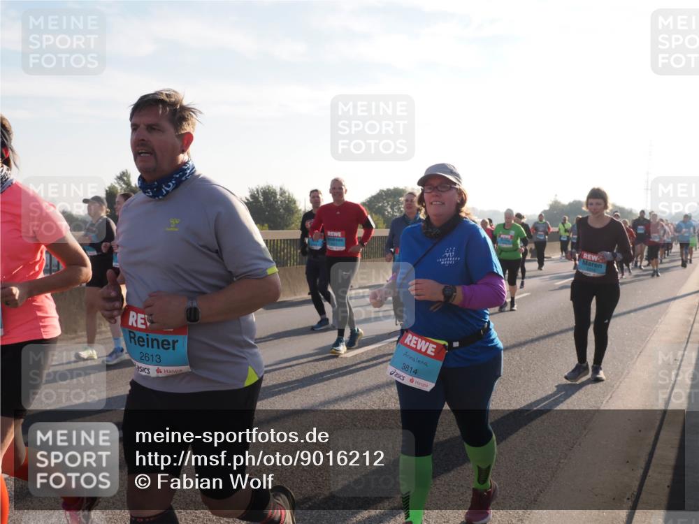03.10.2025 - Köhlbrandbrückenlauf Fabian Wolf http://msf.ph/oto/9016212 03.10.2025 09:25:53 Position 3 2613, 3814 meine-sportfotos.de