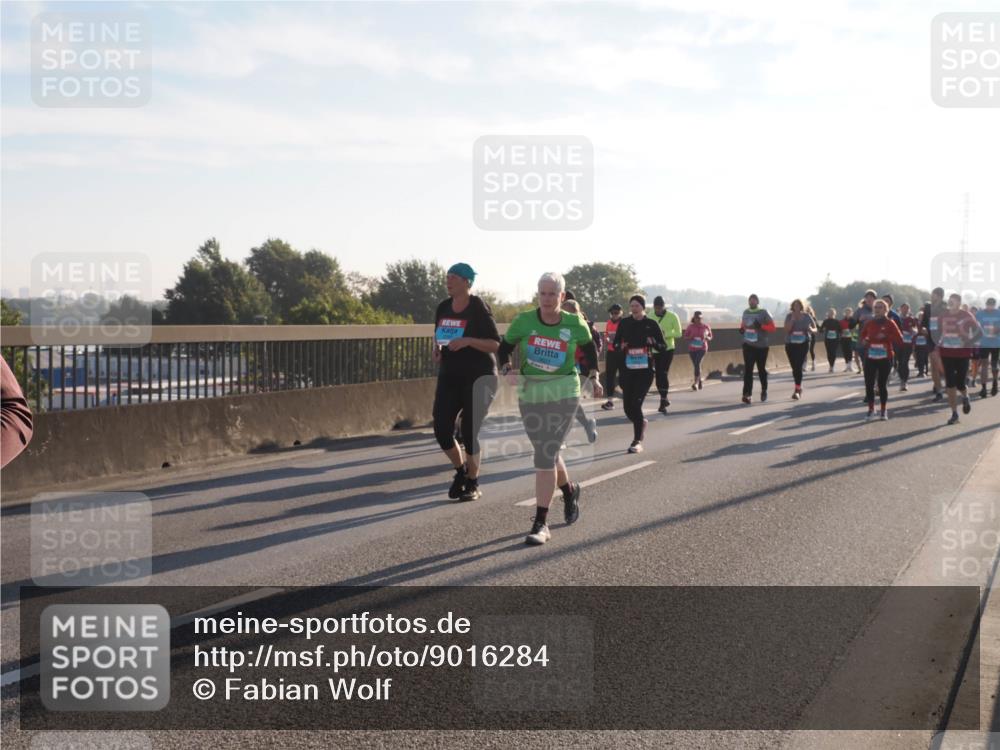 03.10.2025 - Köhlbrandbrückenlauf Fabian Wolf http://msf.ph/oto/9016284 03.10.2025 09:25:56 Position 3  meine-sportfotos.de