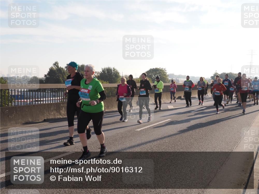 03.10.2025 - Köhlbrandbrückenlauf Fabian Wolf http://msf.ph/oto/9016312 03.10.2025 09:25:57 Position 3 3621 meine-sportfotos.de