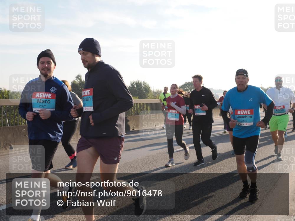 03.10.2025 - Köhlbrandbrückenlauf Fabian Wolf http://msf.ph/oto/9016478 03.10.2025 09:26:04 Position 3 2851, 2371, 5, 2465, 2511, 3393 meine-sportfotos.de