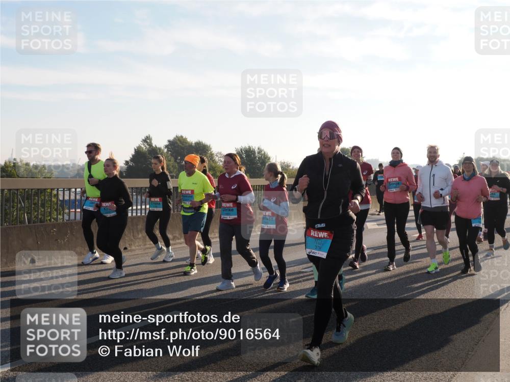 03.10.2025 - Köhlbrandbrückenlauf Fabian Wolf http://msf.ph/oto/9016564 03.10.2025 09:26:07 Position 3 3784 meine-sportfotos.de