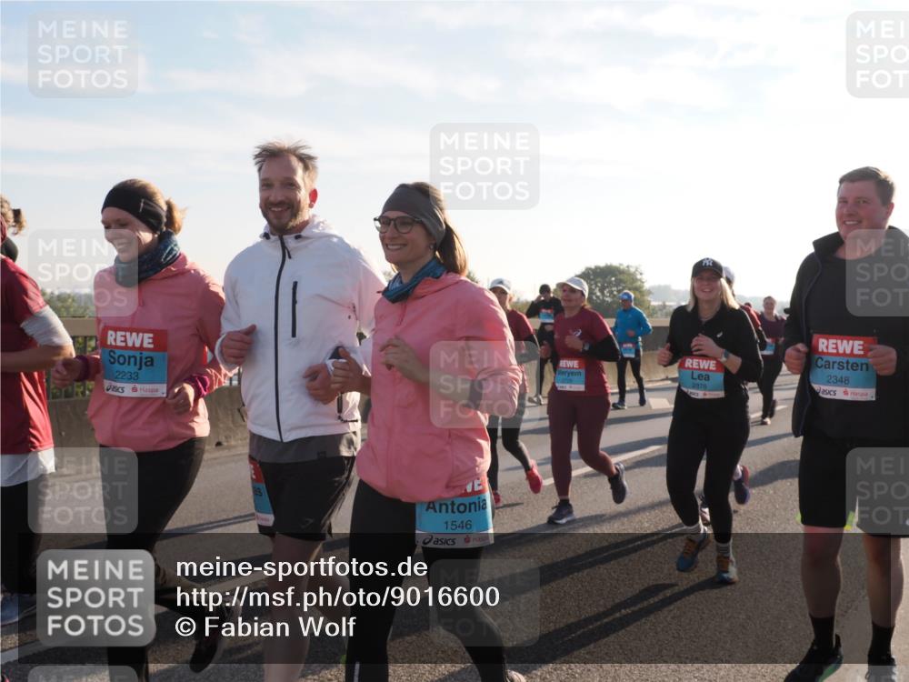 03.10.2025 - Köhlbrandbrückenlauf Fabian Wolf http://msf.ph/oto/9016600 03.10.2025 09:26:09 Position 3 2233, 1546, 2378, 2348 meine-sportfotos.de
