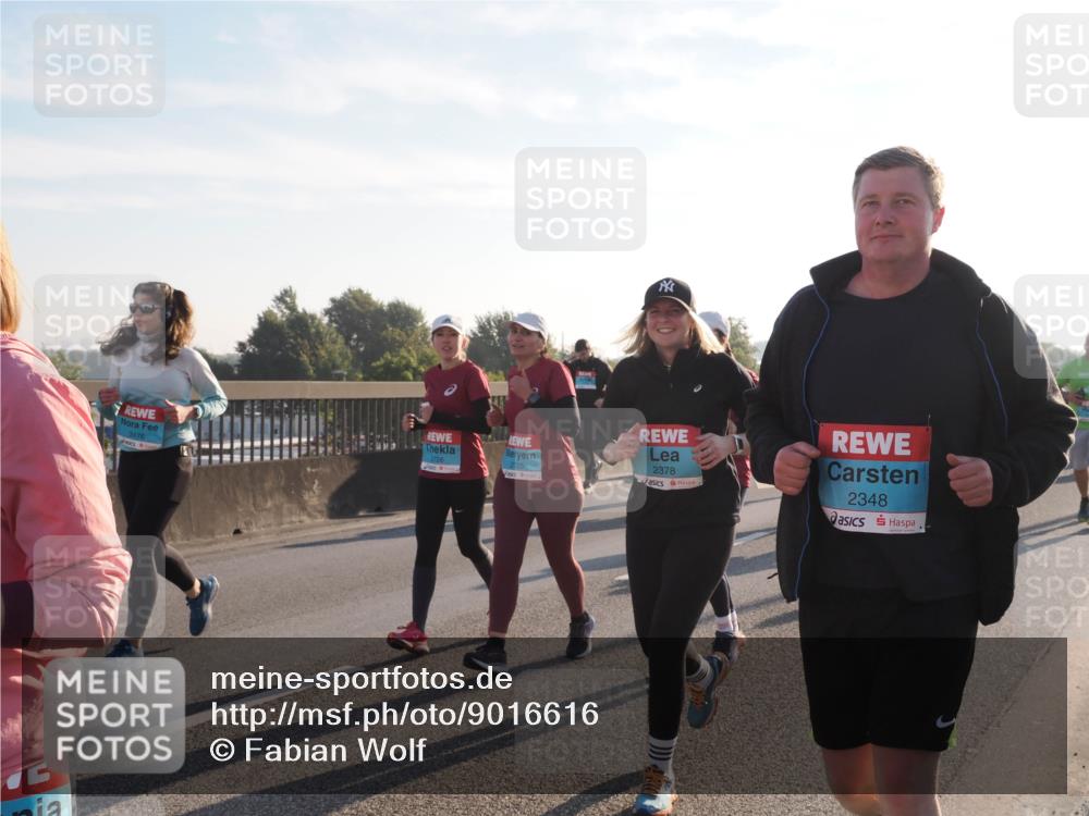 03.10.2025 - Köhlbrandbrückenlauf Fabian Wolf http://msf.ph/oto/9016616 03.10.2025 09:26:10 Position 3 3476, 2378, 2726, 2725, 2348 meine-sportfotos.de