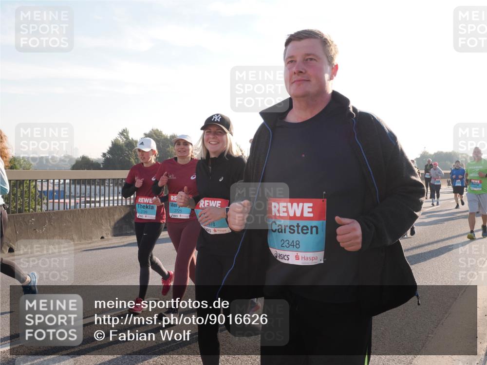 03.10.2025 - Köhlbrandbrückenlauf Fabian Wolf http://msf.ph/oto/9016626 03.10.2025 09:26:10 Position 3 2726, 2725, 18, 2348 meine-sportfotos.de