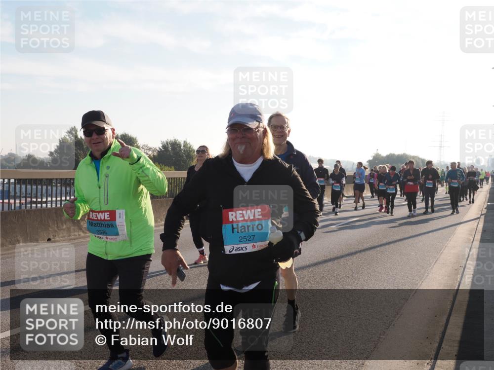 03.10.2025 - Köhlbrandbrückenlauf Fabian Wolf http://msf.ph/oto/9016807 03.10.2025 09:26:20 Position 3 3396, 2527 meine-sportfotos.de