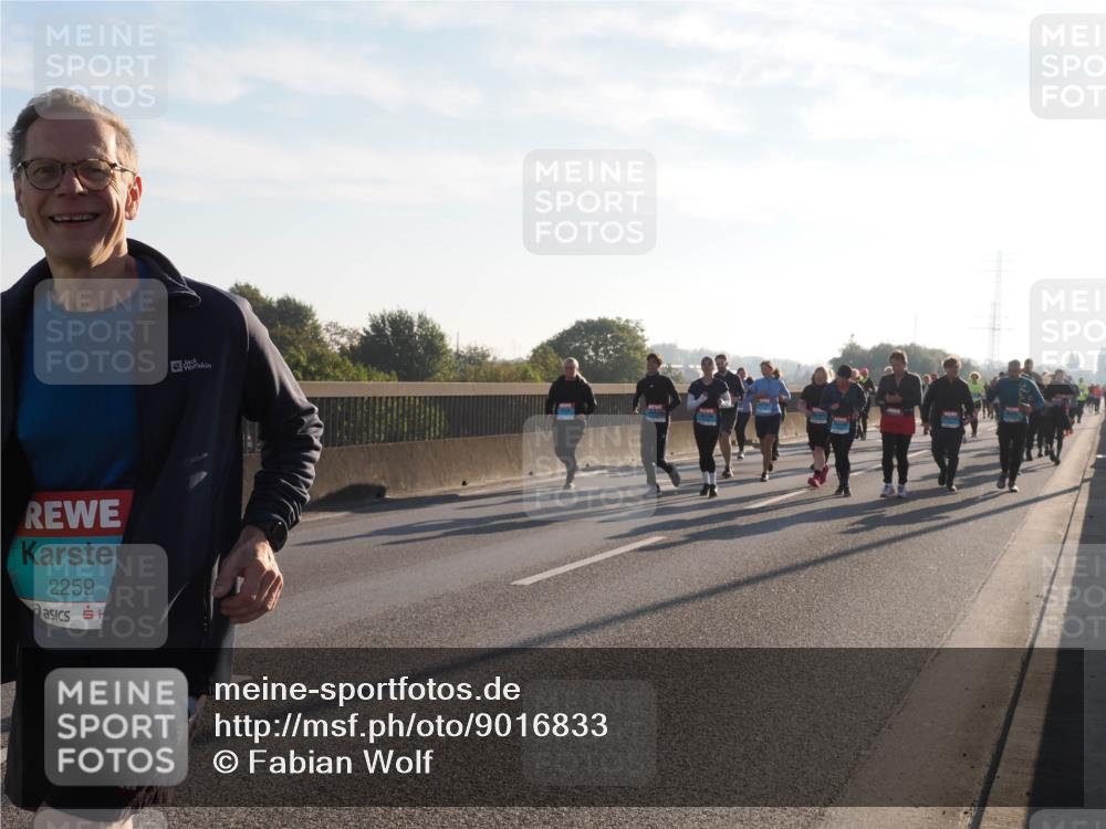 03.10.2025 - Köhlbrandbrückenlauf Fabian Wolf http://msf.ph/oto/9016833 03.10.2025 09:26:21 Position 3 2259 meine-sportfotos.de
