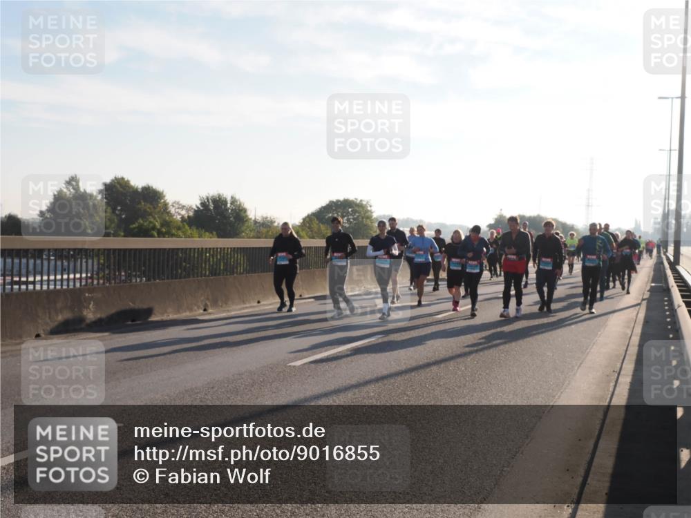 03.10.2025 - Köhlbrandbrückenlauf Fabian Wolf http://msf.ph/oto/9016855 03.10.2025 09:26:22 Position 3  meine-sportfotos.de