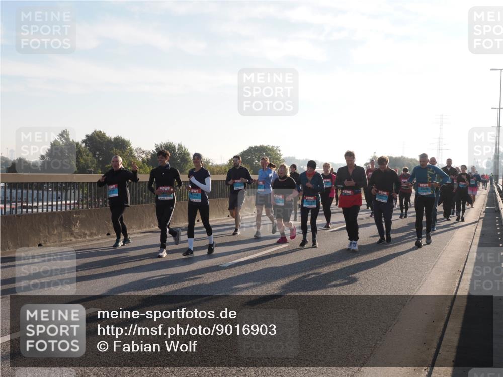 03.10.2025 - Köhlbrandbrückenlauf Fabian Wolf http://msf.ph/oto/9016903 03.10.2025 09:26:23 Position 3  meine-sportfotos.de