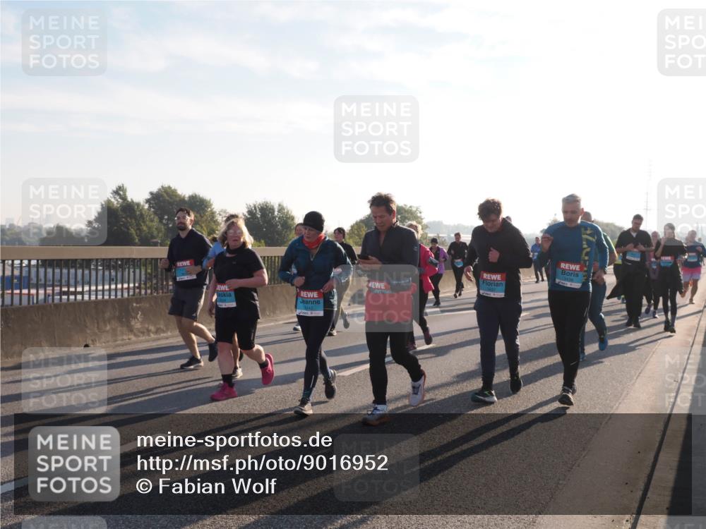 03.10.2025 - Köhlbrandbrückenlauf Fabian Wolf http://msf.ph/oto/9016952 03.10.2025 09:26:25 Position 3 2442, 3438 meine-sportfotos.de