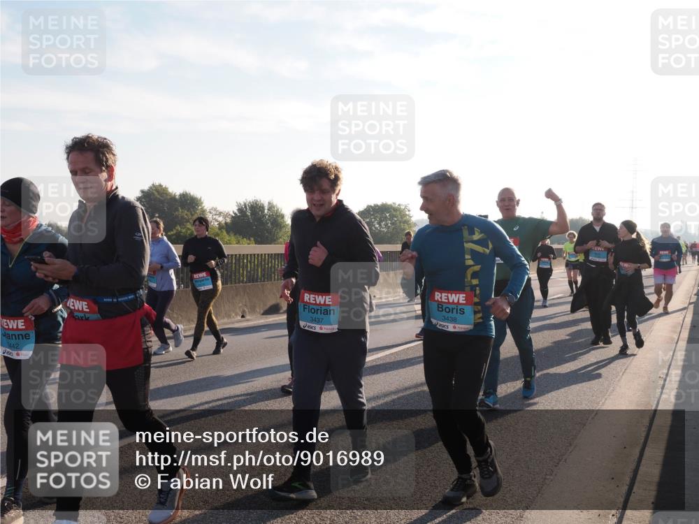 03.10.2025 - Köhlbrandbrückenlauf Fabian Wolf http://msf.ph/oto/9016989 03.10.2025 09:26:27 Position 3 442, 3437, 3438 meine-sportfotos.de