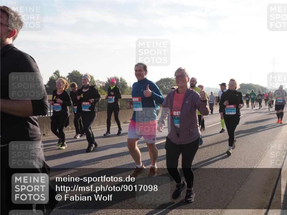 03.10.2025 - Köhlbrandbrückenlauf Fabian Wolf http://msf.ph/oto/9017098 03.10.2025 09:26:31 Position 3 2115, 35, 2385 meine-sportfotos.de