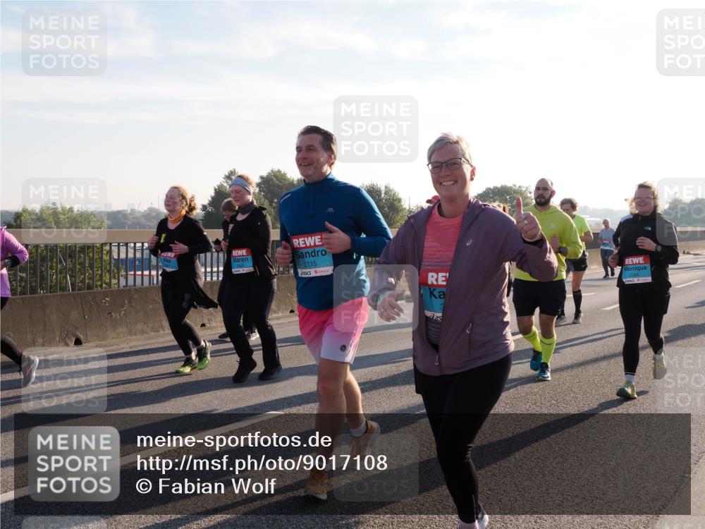 03.10.2025 - Köhlbrandbrückenlauf Fabian Wolf http://msf.ph/oto/9017108 03.10.2025 09:26:31 Position 3 2115, 2385 meine-sportfotos.de