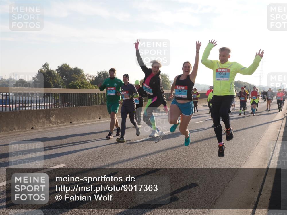 03.10.2025 - Köhlbrandbrückenlauf Fabian Wolf http://msf.ph/oto/9017363 03.10.2025 09:26:42 Position 3 2261, 2412 meine-sportfotos.de
