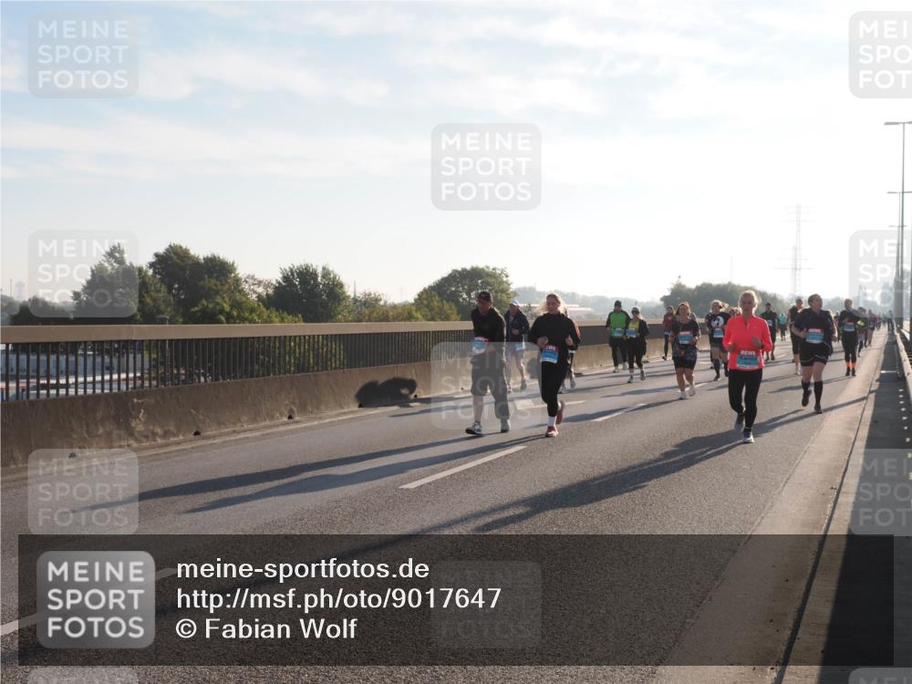 03.10.2025 - Köhlbrandbrückenlauf Fabian Wolf http://msf.ph/oto/9017647 03.10.2025 09:26:58 Position 3  meine-sportfotos.de