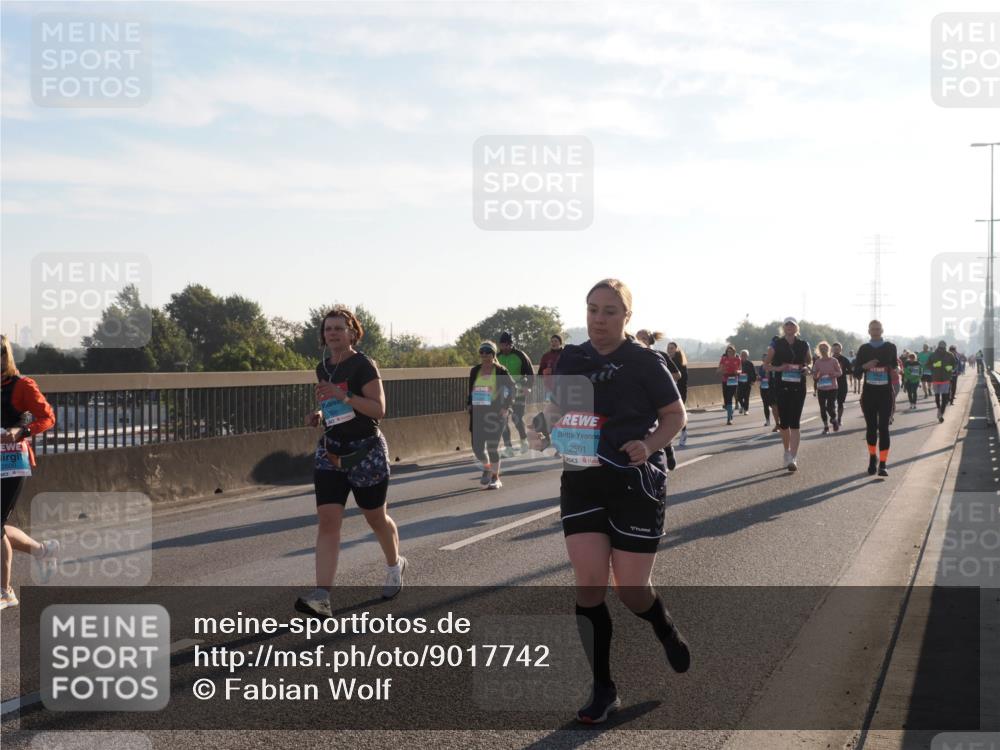 03.10.2025 - Köhlbrandbrückenlauf Fabian Wolf http://msf.ph/oto/9017742 03.10.2025 09:27:03 Position 3 2600, 2501 meine-sportfotos.de
