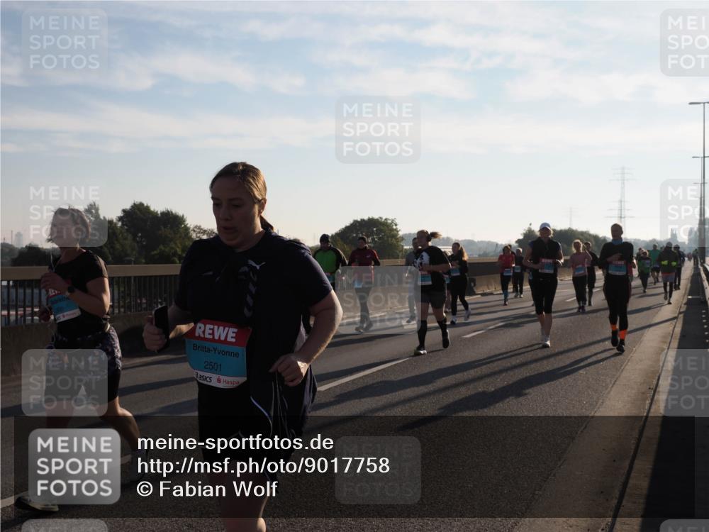 03.10.2025 - Köhlbrandbrückenlauf Fabian Wolf http://msf.ph/oto/9017758 03.10.2025 09:27:04 Position 3 2501 meine-sportfotos.de