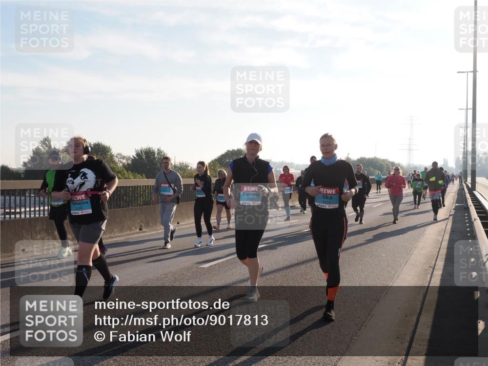 03.10.2025 - Köhlbrandbrückenlauf Fabian Wolf http://msf.ph/oto/9017813 03.10.2025 09:27:07 Position 3 3370, 2553, 2550 meine-sportfotos.de