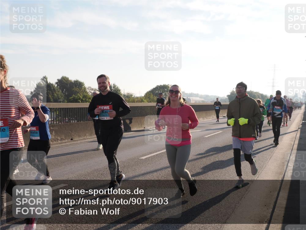 03.10.2025 - Köhlbrandbrückenlauf Fabian Wolf http://msf.ph/oto/9017903 03.10.2025 09:27:12 Position 3 2474, 3475 meine-sportfotos.de