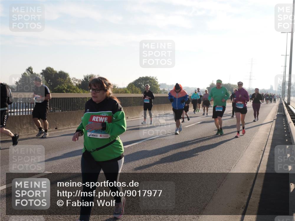 03.10.2025 - Köhlbrandbrückenlauf Fabian Wolf http://msf.ph/oto/9017977 03.10.2025 09:27:17 Position 3 3624 meine-sportfotos.de