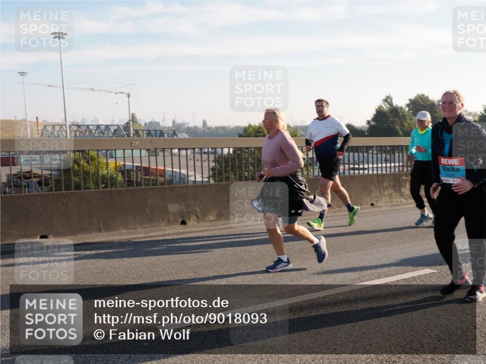 03.10.2025 - Köhlbrandbrückenlauf Fabian Wolf http://msf.ph/oto/9018093 03.10.2025 09:27:25 Position 3 2428 meine-sportfotos.de