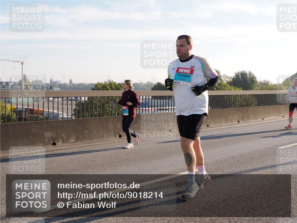 03.10.2025 - Köhlbrandbrückenlauf Fabian Wolf http://msf.ph/oto/9018214 03.10.2025 09:27:33 Position 3 4000, 2619 meine-sportfotos.de