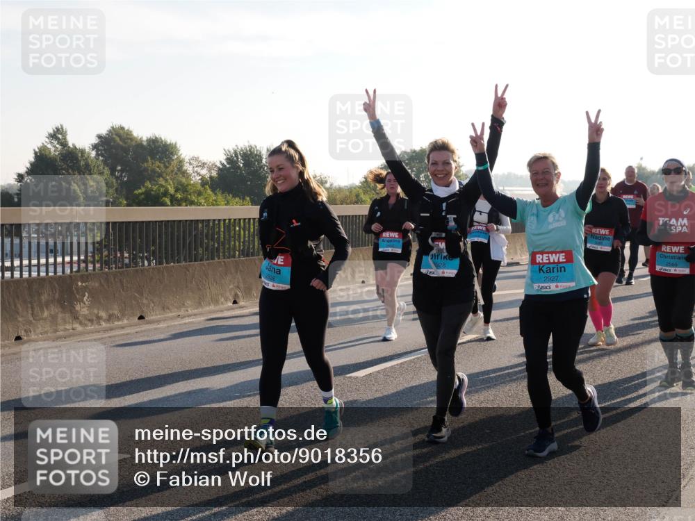 03.10.2025 - Köhlbrandbrückenlauf Fabian Wolf http://msf.ph/oto/9018356 03.10.2025 09:27:46 Position 3 2926, 928, 2927, 2565 meine-sportfotos.de
