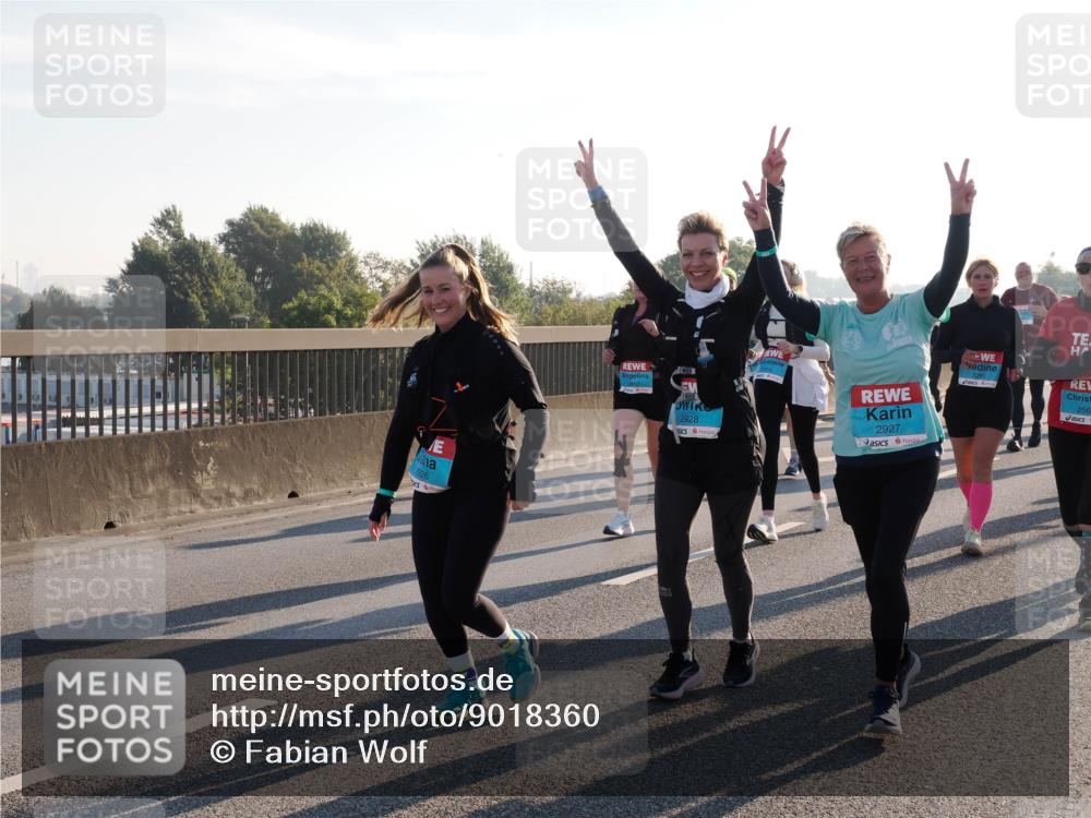 03.10.2025 - Köhlbrandbrückenlauf Fabian Wolf http://msf.ph/oto/9018360 03.10.2025 09:27:46 Position 3 2926, 2928, 256, 2927 meine-sportfotos.de