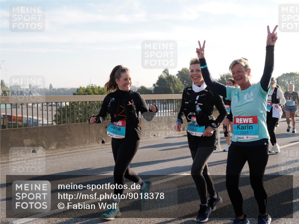 03.10.2025 - Köhlbrandbrückenlauf Fabian Wolf http://msf.ph/oto/9018378 03.10.2025 09:27:47 Position 3 4000, 2926, 2928, 2927 meine-sportfotos.de