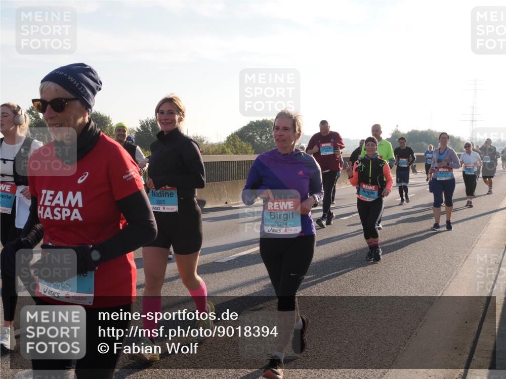 03.10.2025 - Köhlbrandbrückenlauf Fabian Wolf http://msf.ph/oto/9018394 03.10.2025 09:27:48 Position 3 249, 3095, 3094, 65 meine-sportfotos.de