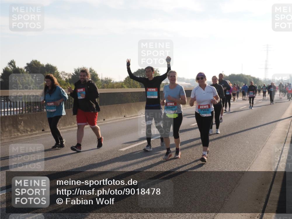 03.10.2025 - Köhlbrandbrückenlauf Fabian Wolf http://msf.ph/oto/9018478 03.10.2025 09:27:53 Position 3 2894, 2895 meine-sportfotos.de