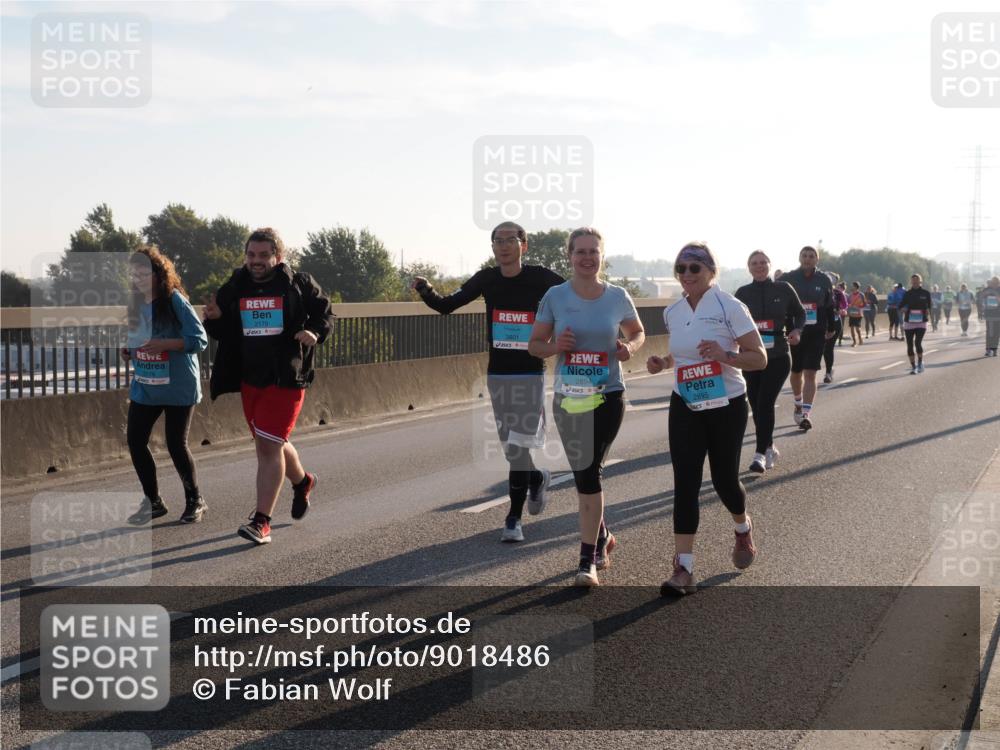03.10.2025 - Köhlbrandbrückenlauf Fabian Wolf http://msf.ph/oto/9018486 03.10.2025 09:27:54 Position 3 2178, 2179, 3801, 2894, 2895 meine-sportfotos.de