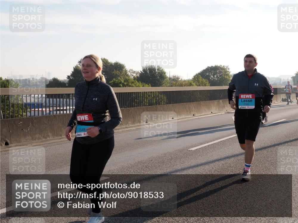 03.10.2025 - Köhlbrandbrückenlauf Fabian Wolf http://msf.ph/oto/9018533 03.10.2025 09:27:57 Position 3 2548, 2182 meine-sportfotos.de