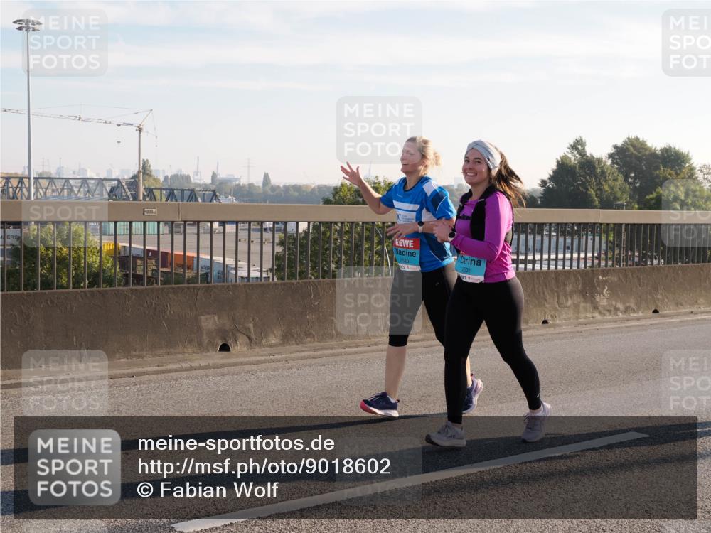 03.10.2025 - Köhlbrandbrückenlauf Fabian Wolf http://msf.ph/oto/9018602 03.10.2025 09:28:02 Position 3 4000, 2520, 2531 meine-sportfotos.de