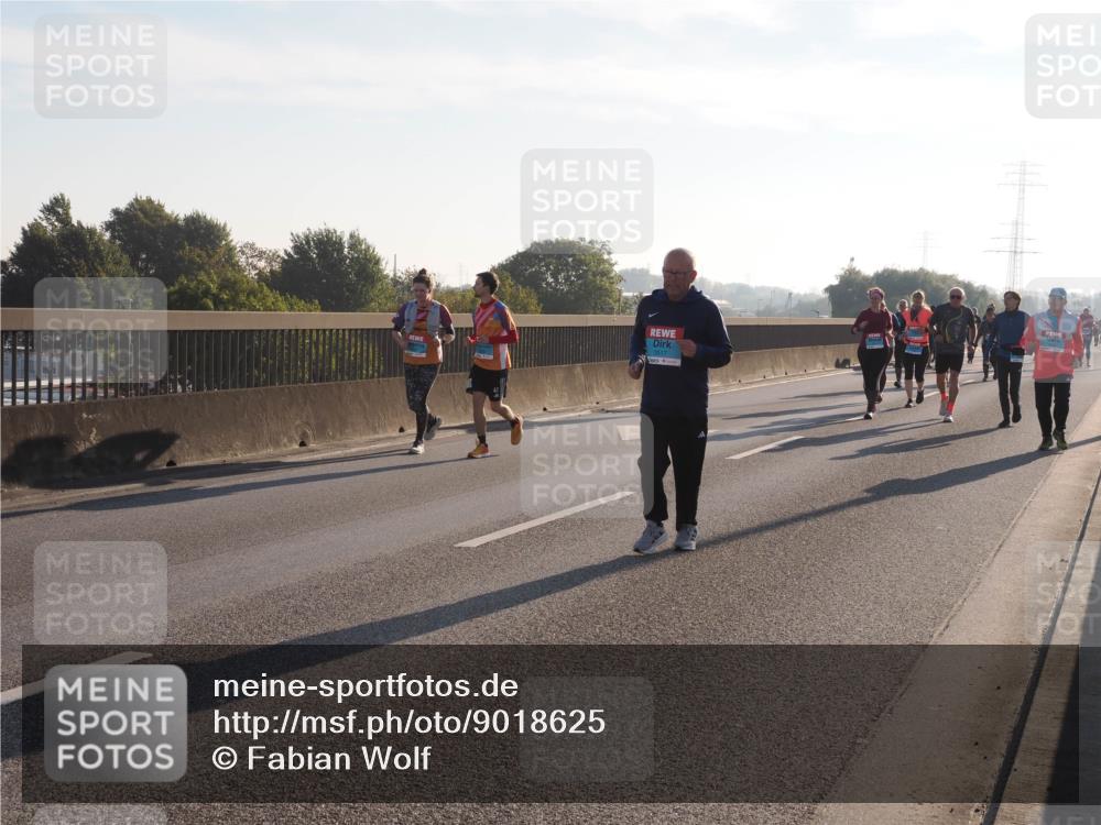 03.10.2025 - Köhlbrandbrückenlauf Fabian Wolf http://msf.ph/oto/9018625 03.10.2025 09:28:04 Position 3 3517 meine-sportfotos.de