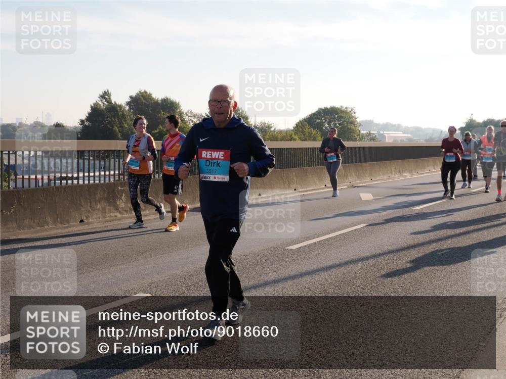 03.10.2025 - Köhlbrandbrückenlauf Fabian Wolf http://msf.ph/oto/9018660 03.10.2025 09:28:06 Position 3 3517 meine-sportfotos.de