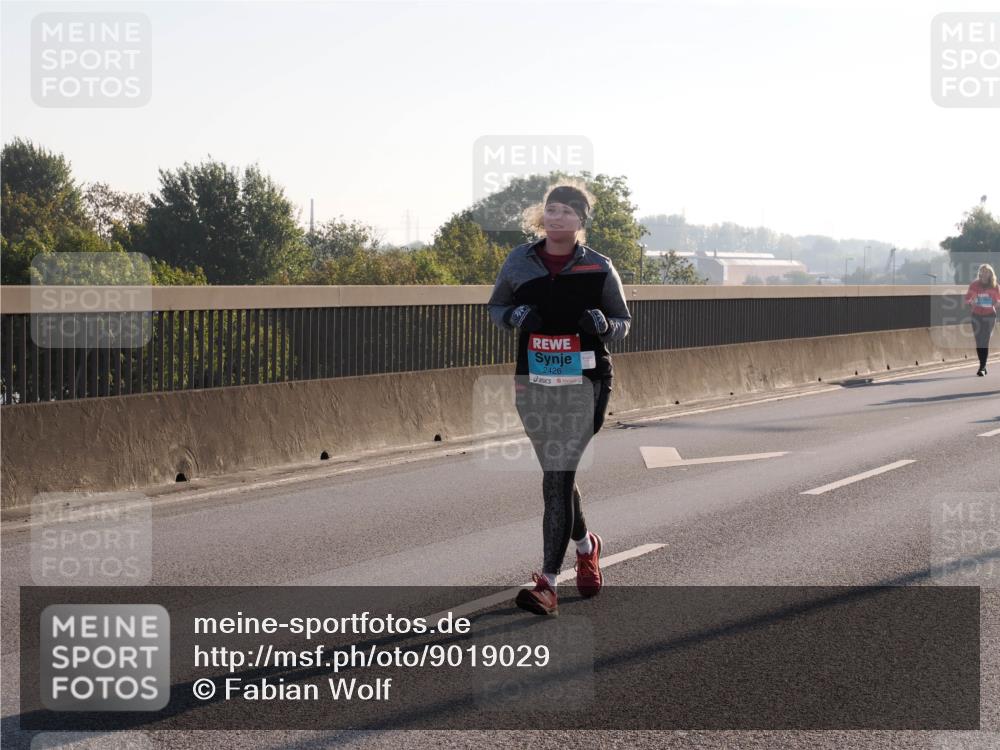 03.10.2025 - Köhlbrandbrückenlauf Fabian Wolf http://msf.ph/oto/9019029 03.10.2025 09:28:35 Position 3 2426 meine-sportfotos.de