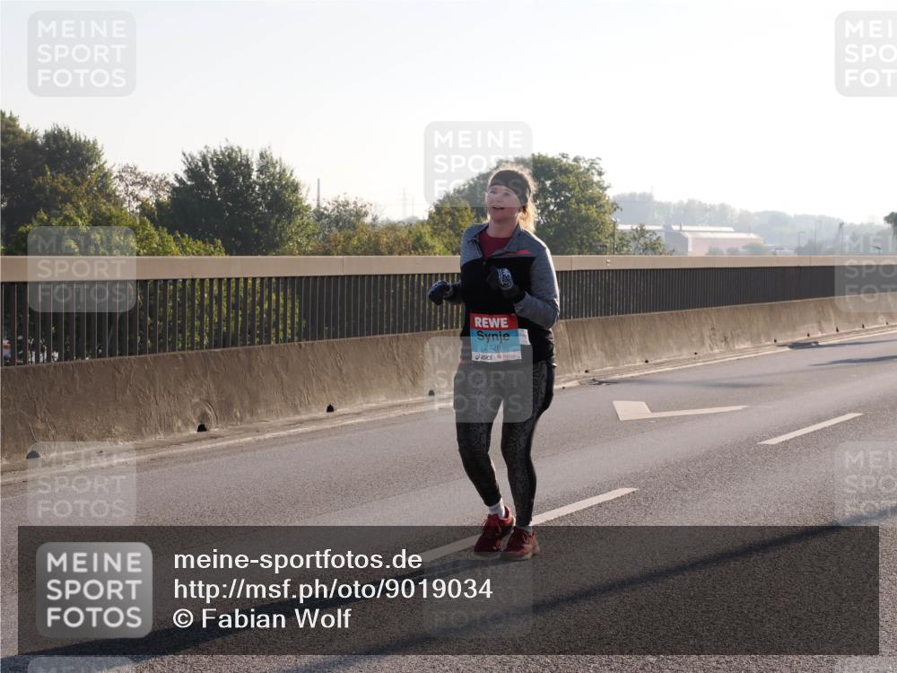 03.10.2025 - Köhlbrandbrückenlauf Fabian Wolf http://msf.ph/oto/9019034 03.10.2025 09:28:35 Position 3 2426 meine-sportfotos.de