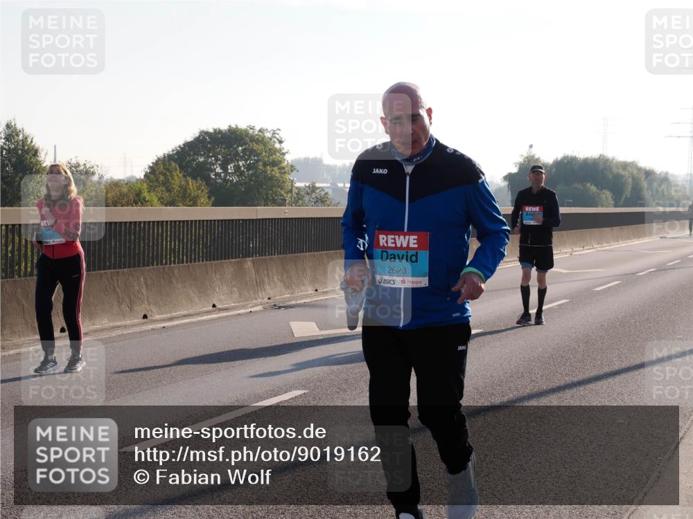03.10.2025 - Köhlbrandbrückenlauf Fabian Wolf http://msf.ph/oto/9019162 03.10.2025 09:28:46 Position 3 2623 meine-sportfotos.de